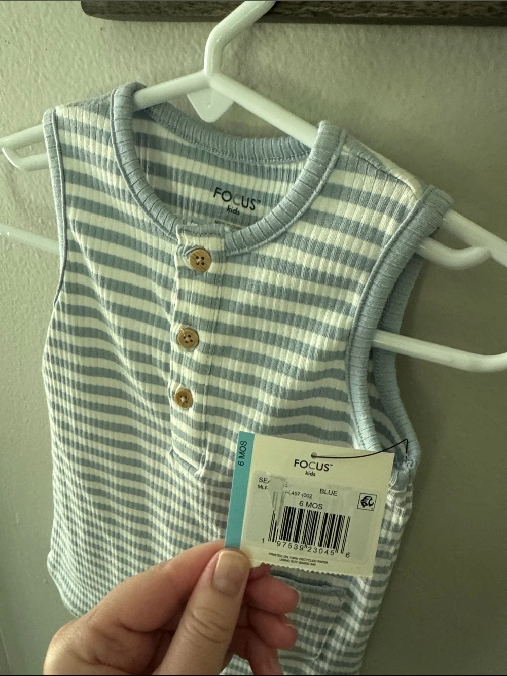 3-6m nwt 2 sleeveless rompers, 1 t-shirt shorts set